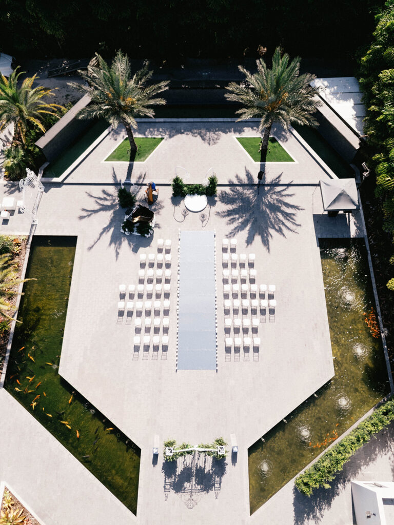 The Glass Venue ceremony